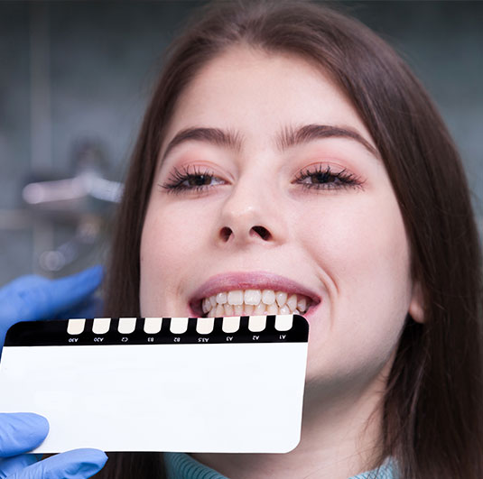 Dental-Veneers-Porcelain-Melbourne-Dental-Treatment-North-Fitzroy-Dentist-in-Melbourne